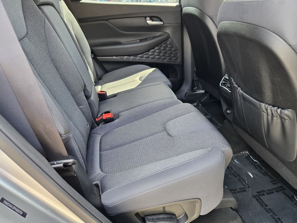 2023 Hyundai Santa Fe SE - Photo 15