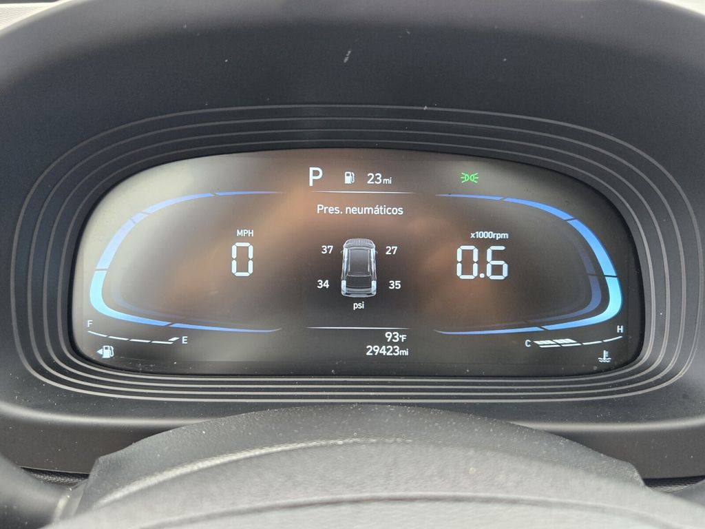 2025 Hyundai Venue SEL - Photo 26