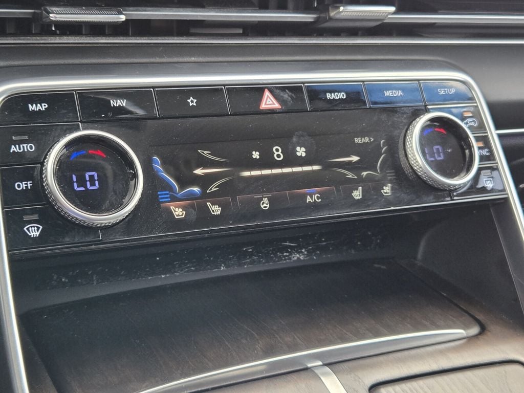 2024 GENESIS GV80 - Photo 21
