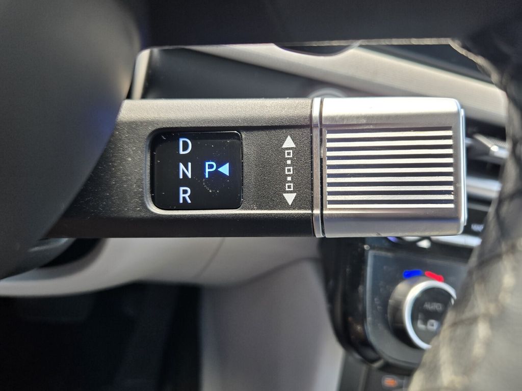 2025 Hyundai Tucson SEL Convenience - Photo 18
