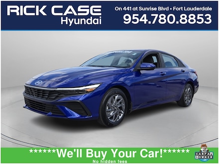 2024 Hyundai Elantra SEL Sedan