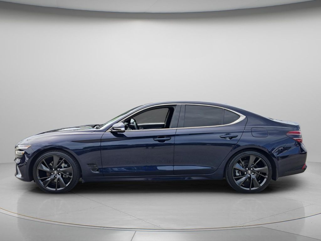 2023 GENESIS G70 Standard - Photo 3