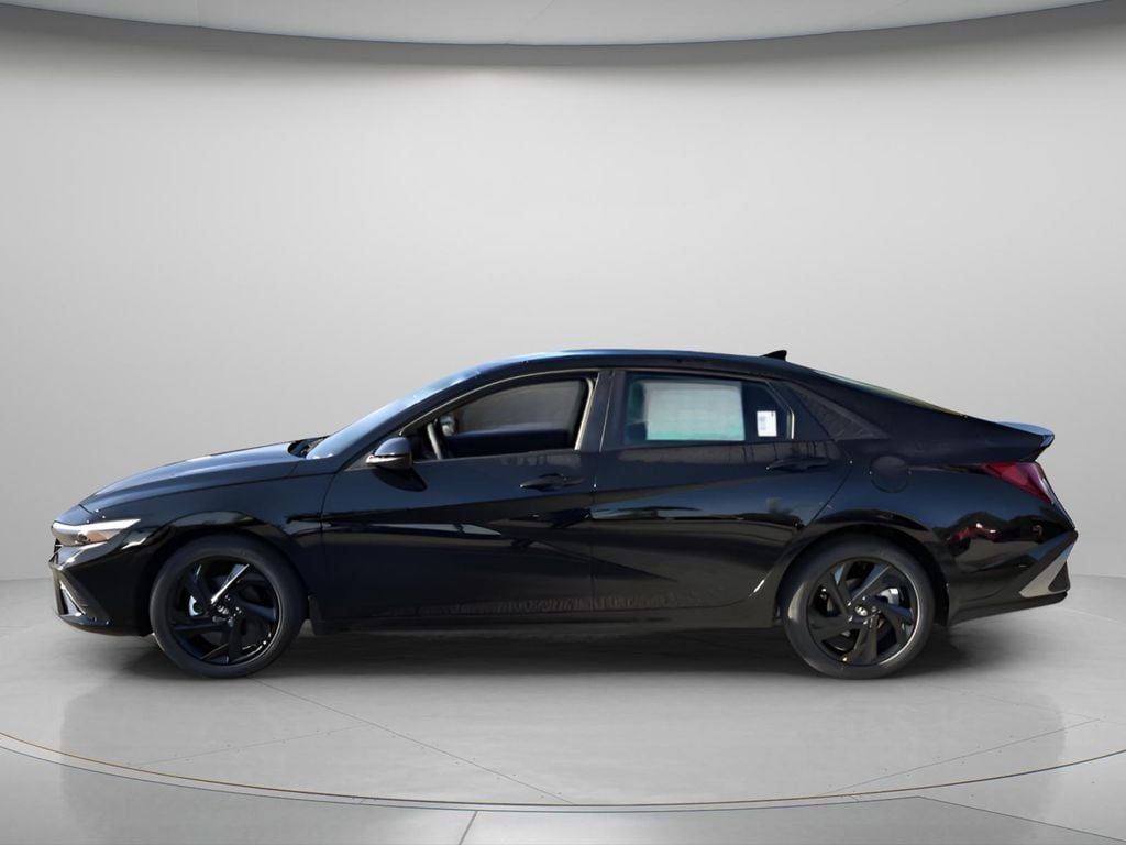 New 2026 Hyundai Elantra SEL Sport Sedan