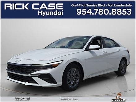 2024 Hyundai Elantra SEL Sedan