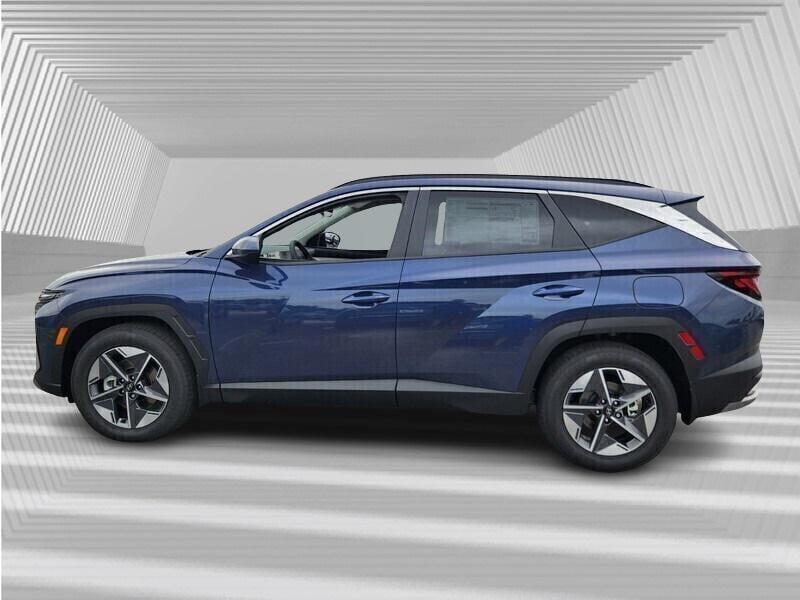 2026 Hyundai Tucson SEL photo 2