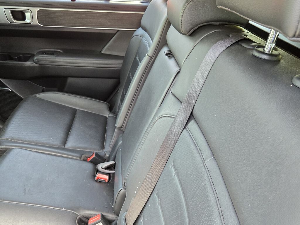2024 Hyundai Santa Fe Limited - Photo 11