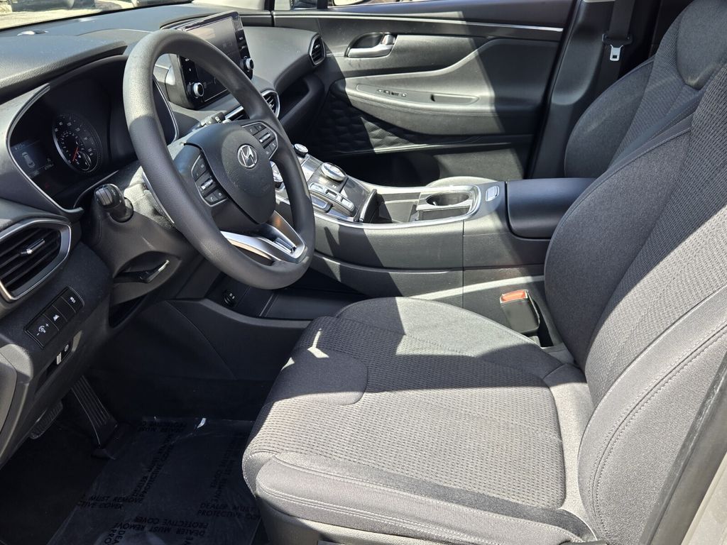 2023 Hyundai Santa Fe SE - Photo 10
