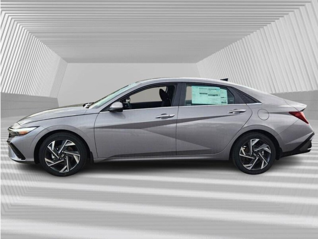 New 2025 Hyundai Elantra SEL Sport Sedan