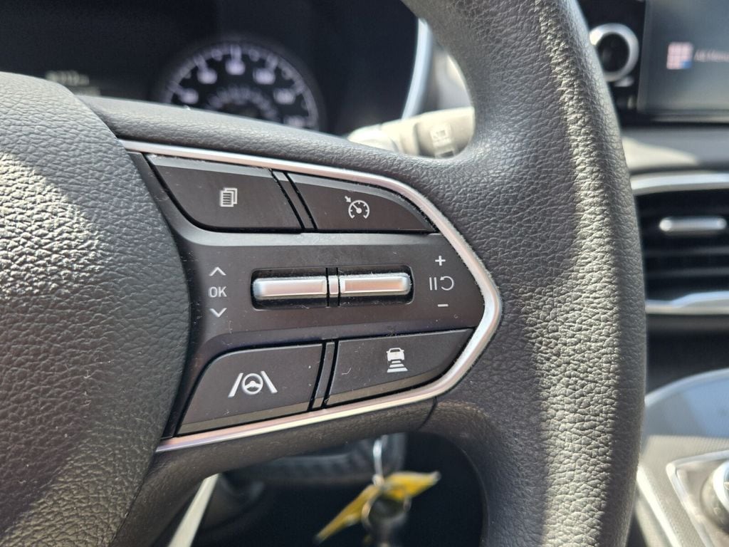 2023 Hyundai Santa Fe SE - Photo 22