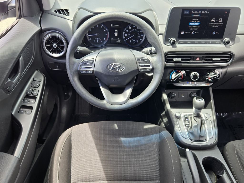 2023 Hyundai Kona SEL - Photo 13