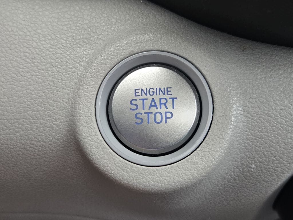 2025 Hyundai Venue SEL - Photo 22