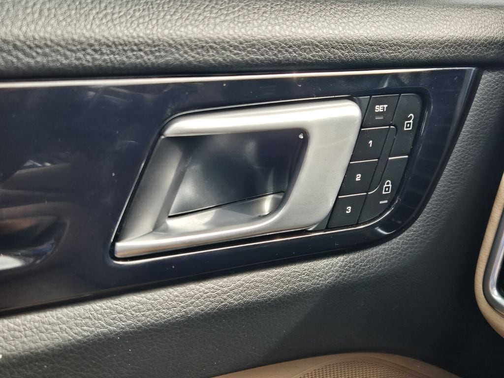 2022 Porsche Cayenne Coup Base - Photo 28