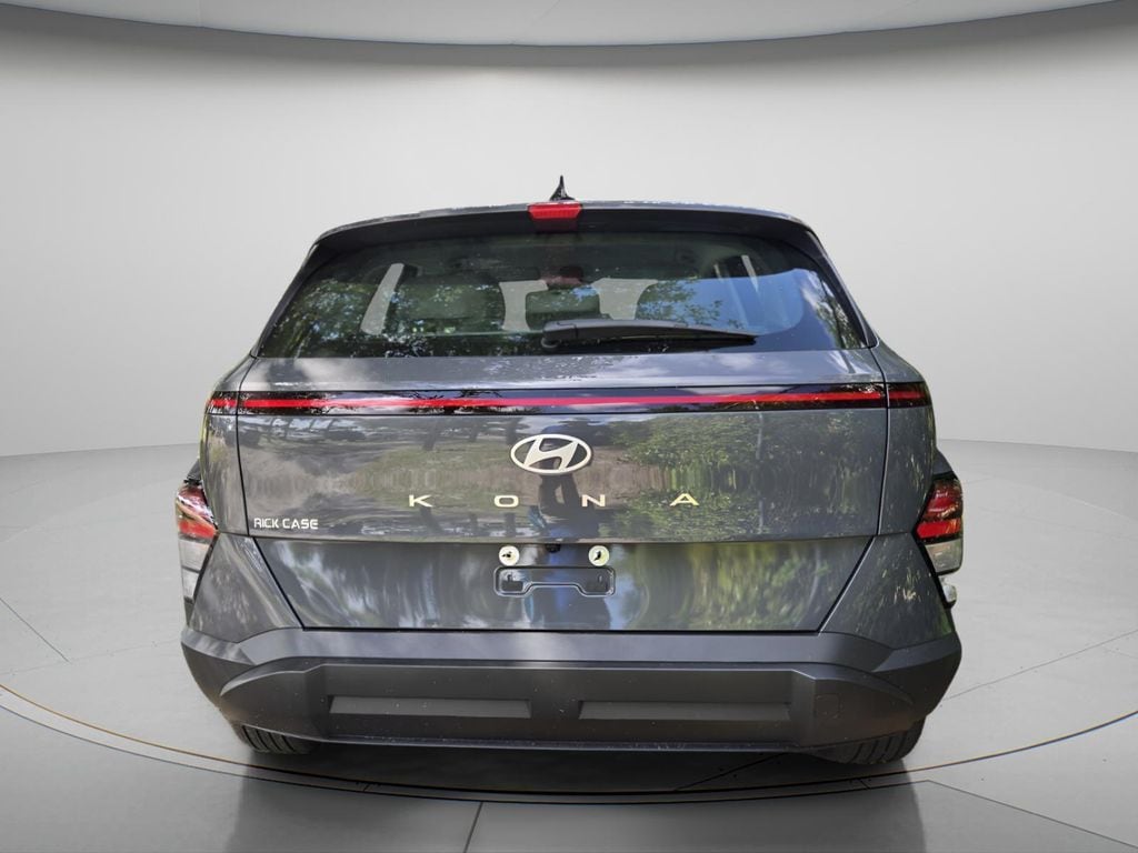 2026 Hyundai Kona SE - Photo 6
