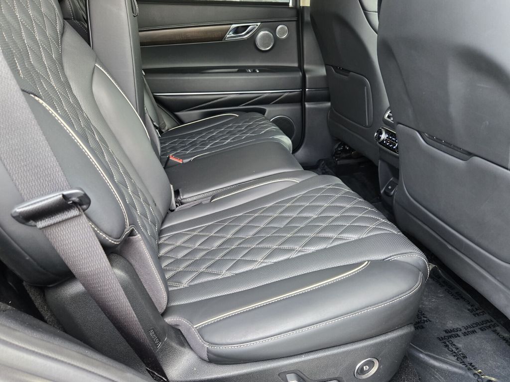 2024 GENESIS GV80 - Photo 15