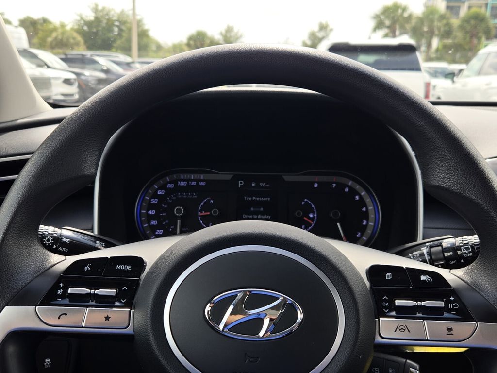 2024 Hyundai Tucson SE - Photo 22