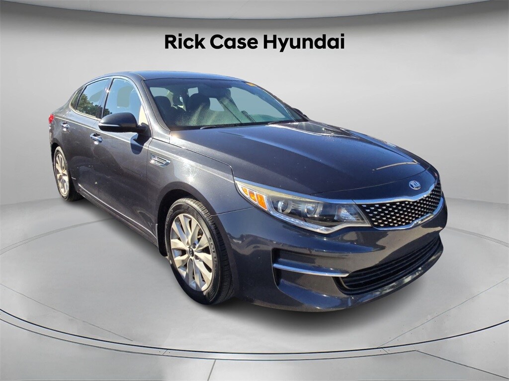 Used 2018 Kia Optima EX Sedan
