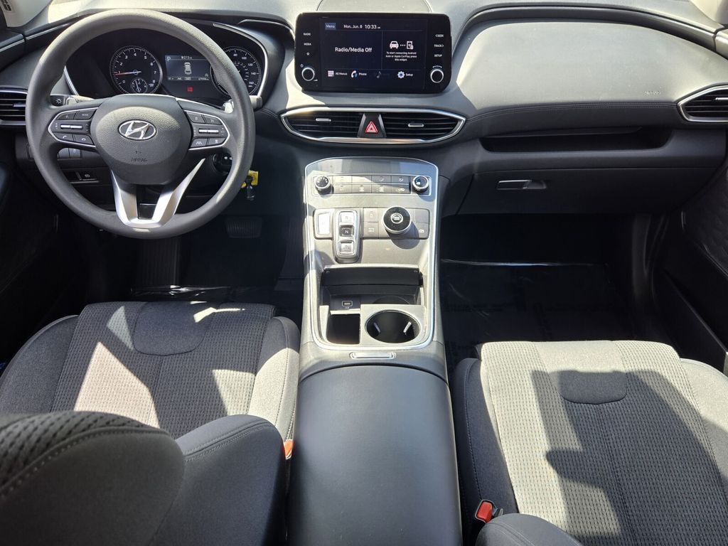 2023 Hyundai Santa Fe SE - Photo 12