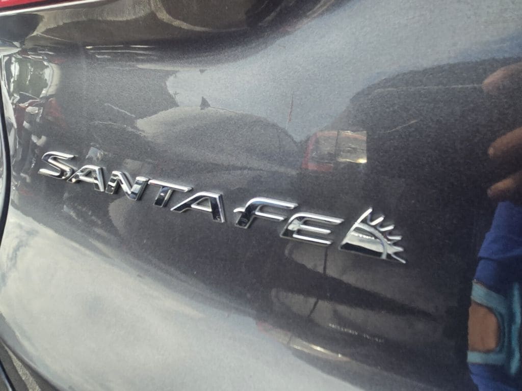2021 Hyundai Santa Fe Limited - Photo 11
