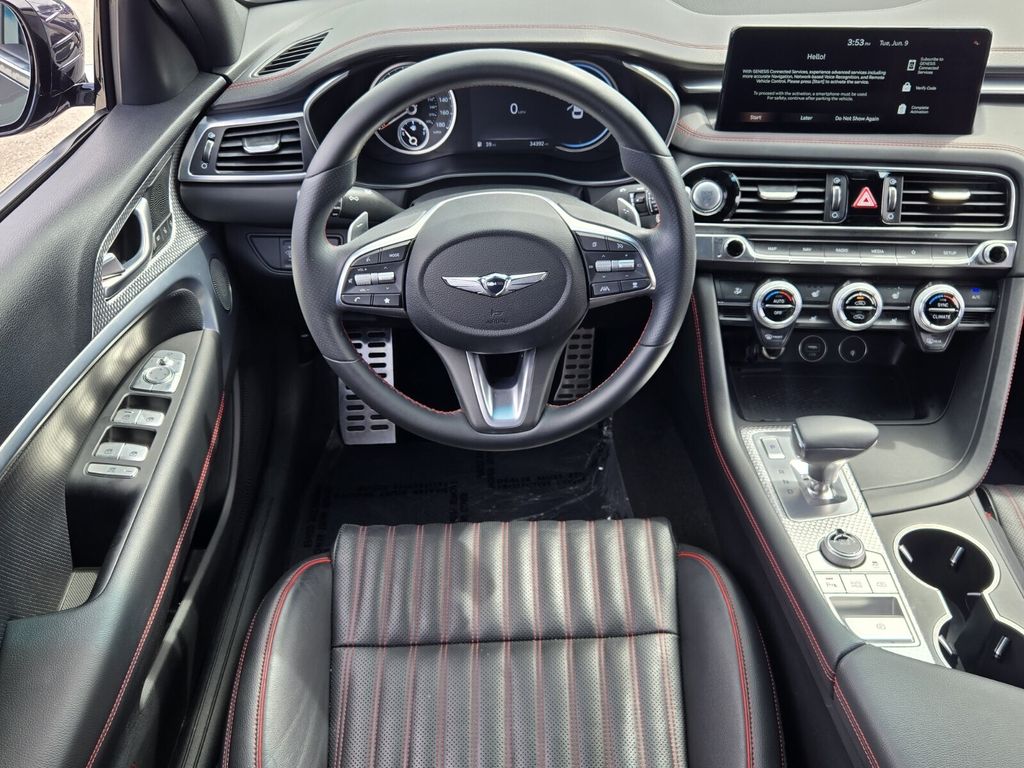 2023 GENESIS G70 Standard - Photo 13