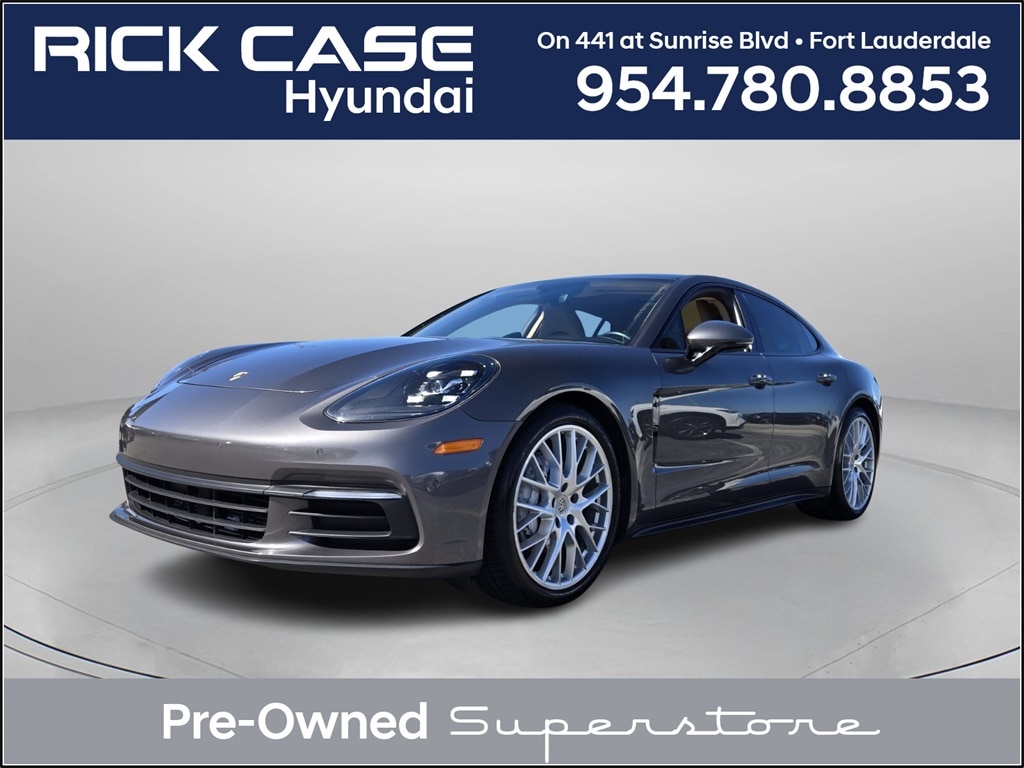 2018 Porsche Panamera Base