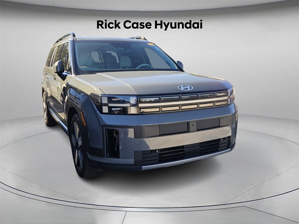 2024 Hyundai Santa Fe Limited photo 2