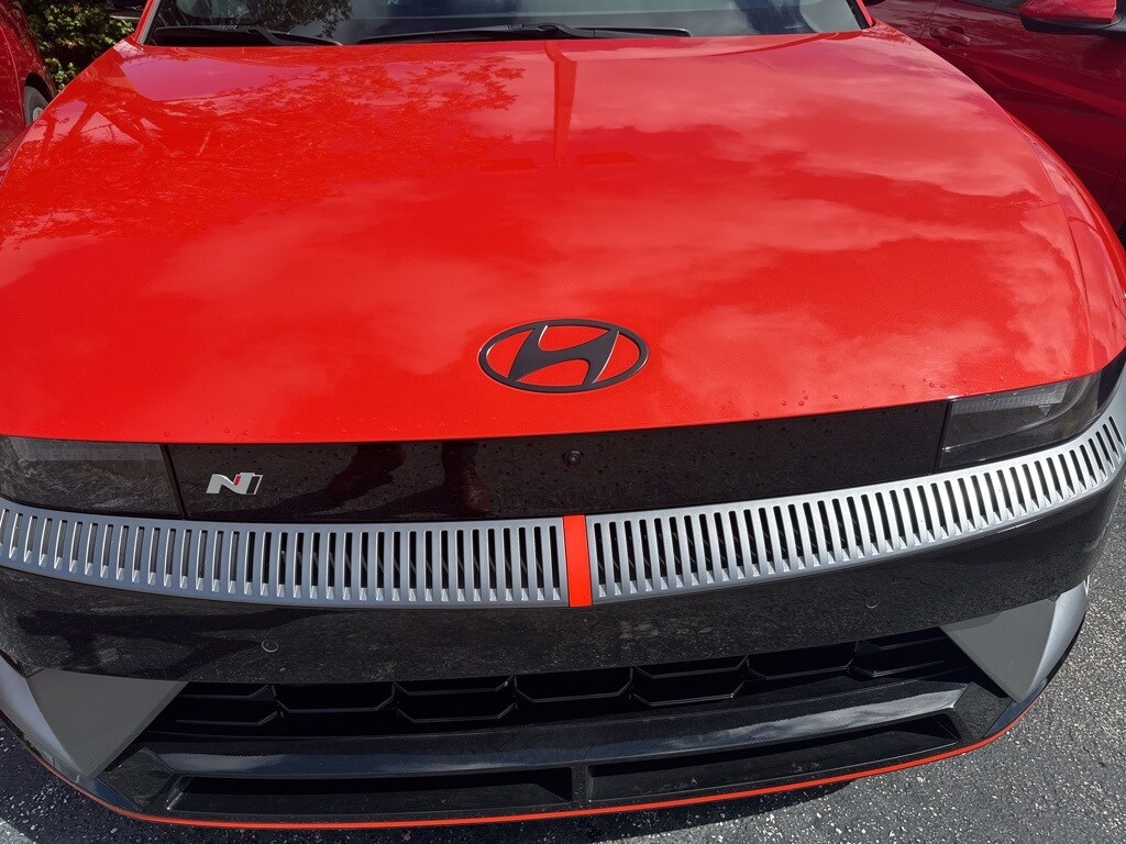 2025 Hyundai Ioniq N photo 3