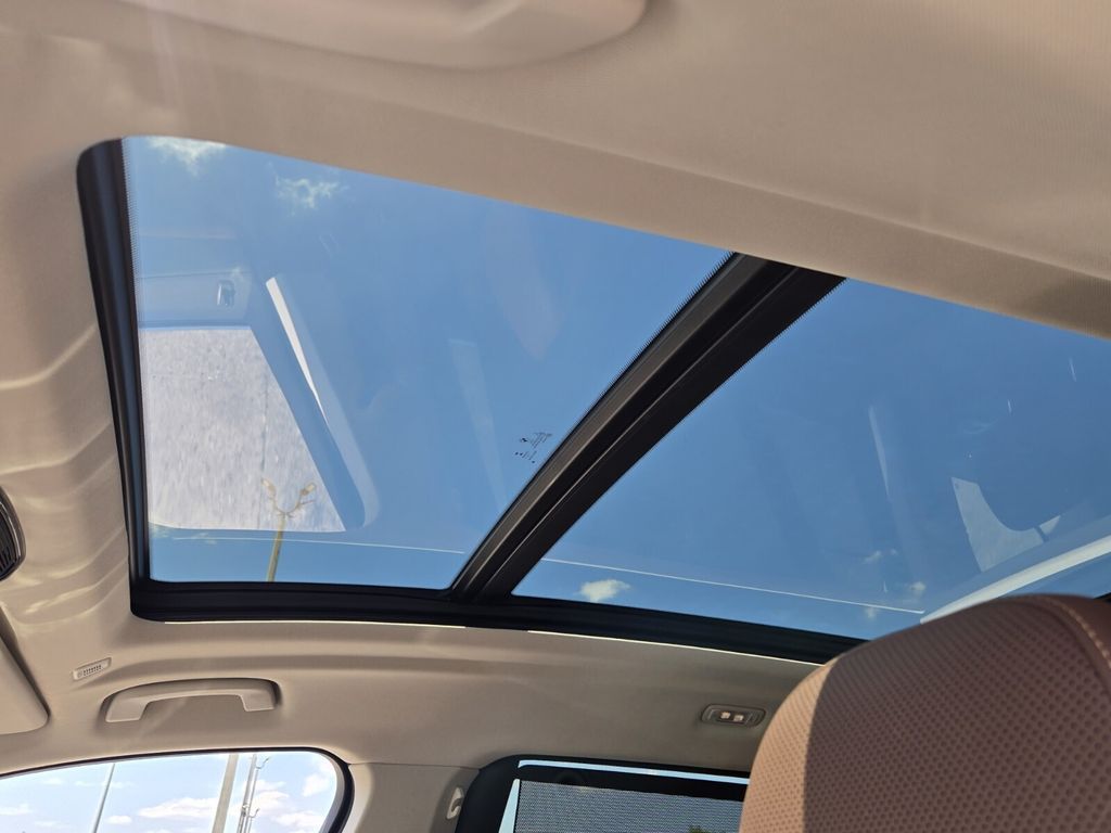 2023 BMW X7 40i - Photo 17