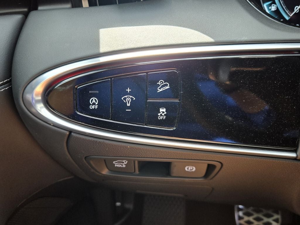 2025 GENESIS GV70 Standard - Photo 29