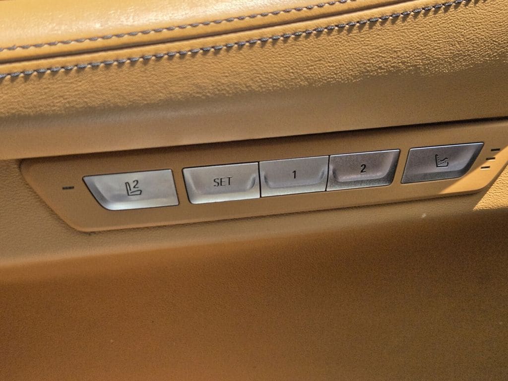 2018 BMW 7 Series 750i - Photo 28
