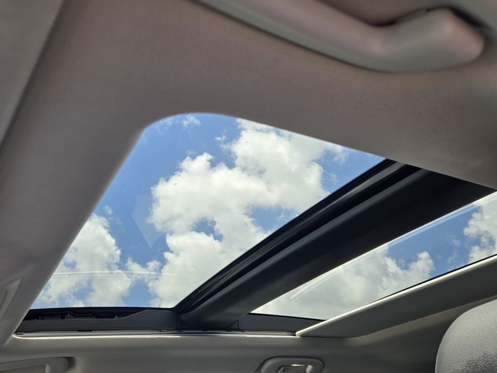 2024 Mazda CX-50 S PREMIUM - Photo 17