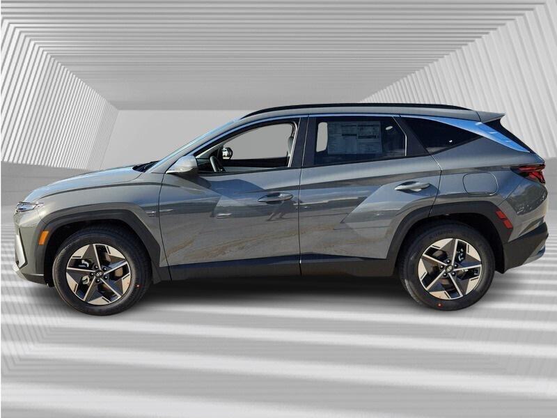 2026 Hyundai Tucson SEL photo 2