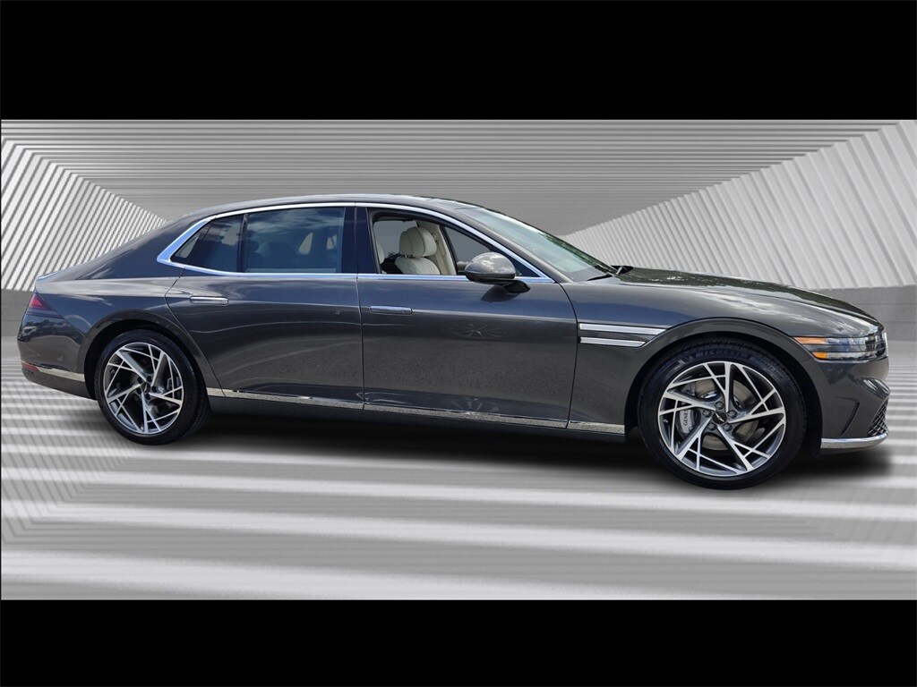 2023 Genesis G90 3.5T photo 3