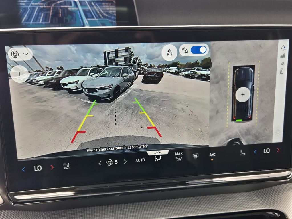 2025 Ford Expedition Active - Photo 21