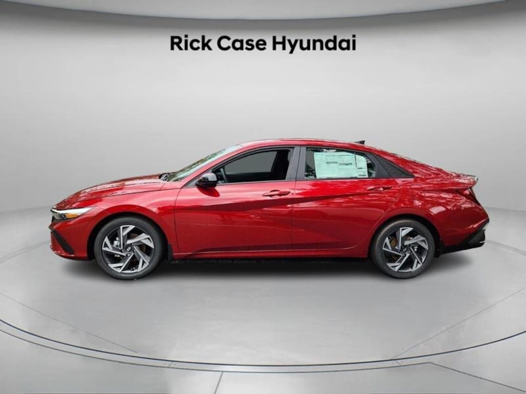 New 2025 Hyundai Elantra SEL Sport Sedan