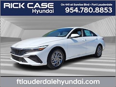 2025 Hyundai Elantra Hybrid Blue Sedan KMHLM4DJ5SU157980 HSU157980