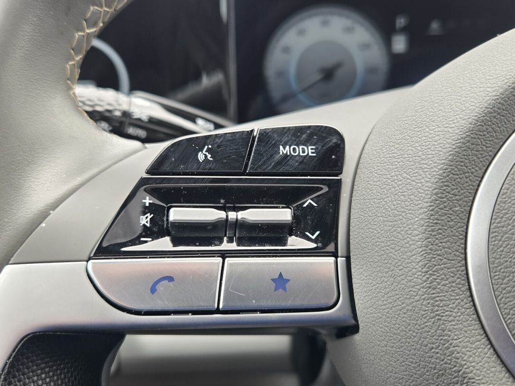 2025 Hyundai Elantra SEL - Photo 23