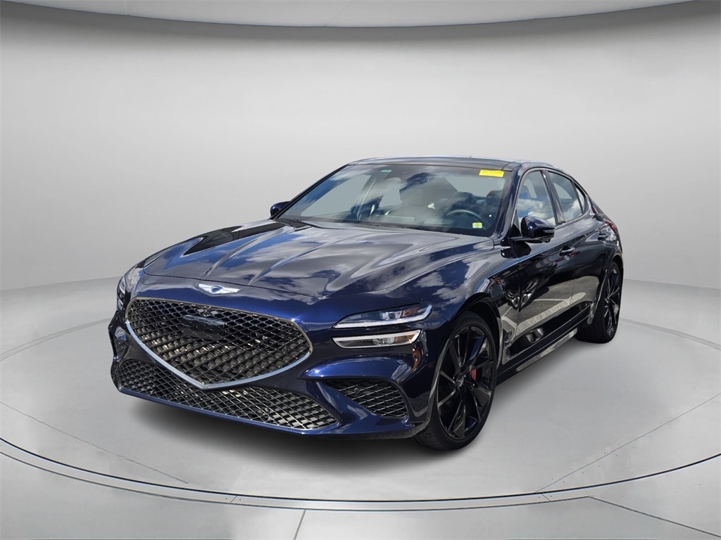2023 GENESIS G70 Standard's photo