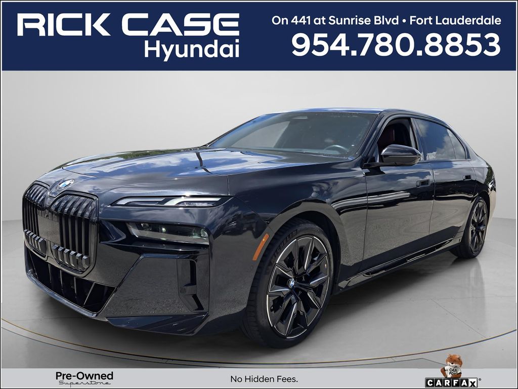 2023 BMW 7 Series 740i's photo