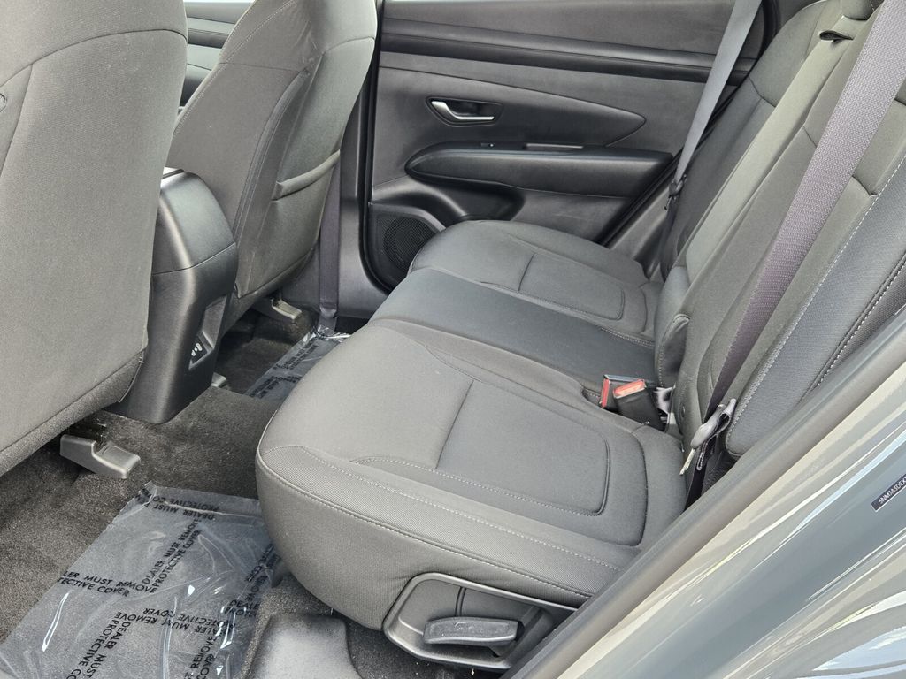 2026 Hyundai Tucson SE - Photo 11