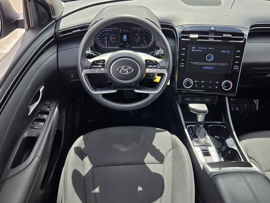 2024 Hyundai Tucson SE - Photo 14