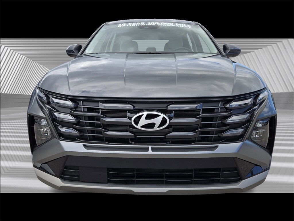 2025 Hyundai Tucson SE photo 3