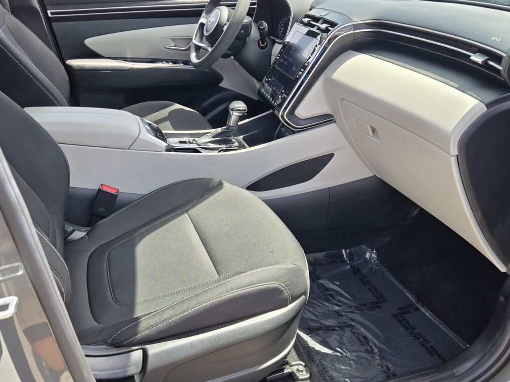 2024 Hyundai Tucson SEL - Photo 16