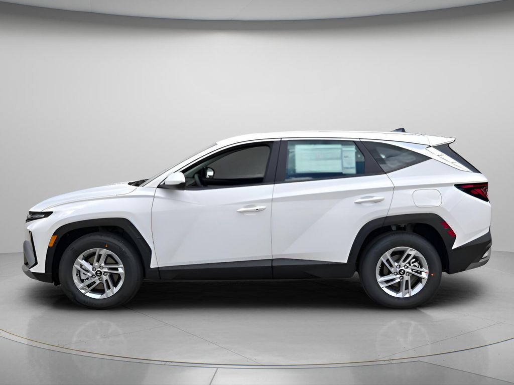 New 2026 Hyundai Tucson SE FWD SUV