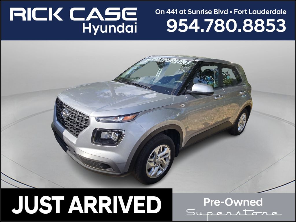 2025 Hyundai Venue SE