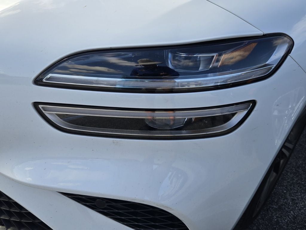 2024 GENESIS G70 Standard - Photo 11