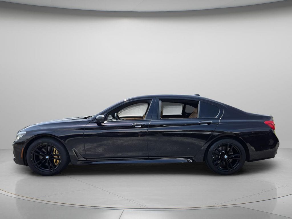 Used 2018 BMW 750i xDrive Sedan
