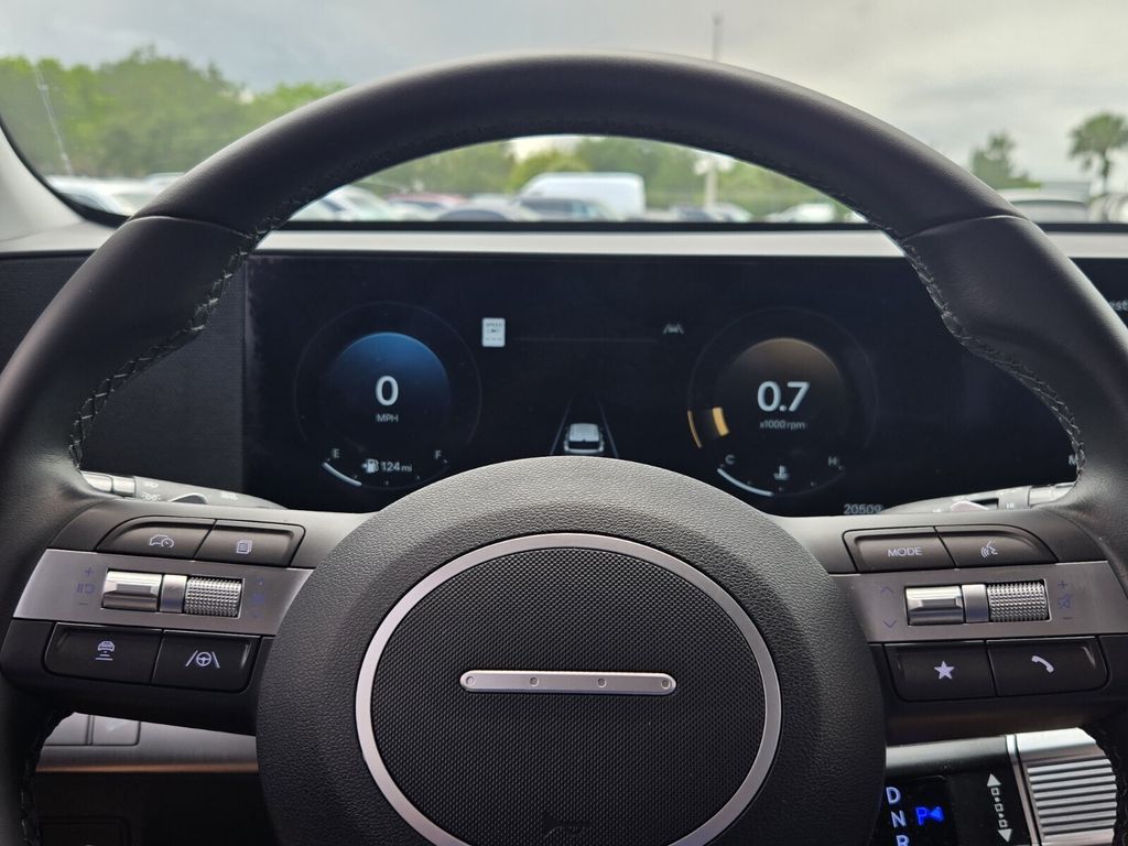 2025 Hyundai Kona SEL Convenience - Photo 22