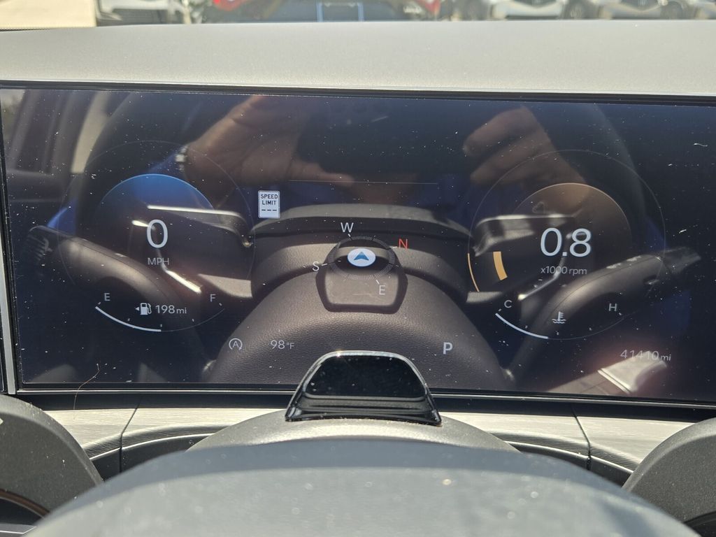 2024 Hyundai Santa Fe Limited - Photo 23