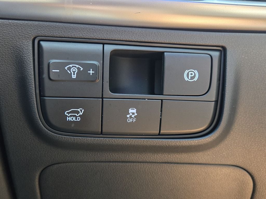 2025 Hyundai Tucson Limited - Photo 22