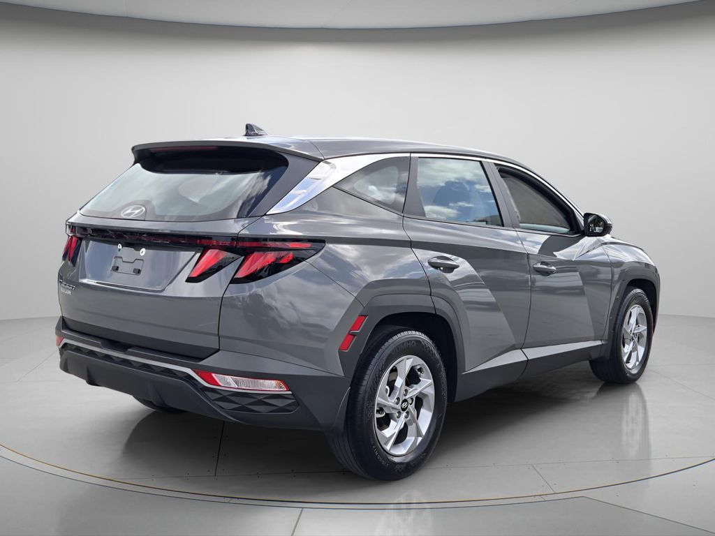 2024 Hyundai Tucson SE - Photo 9